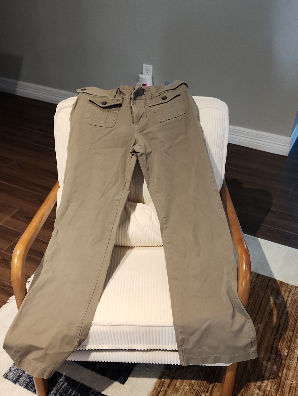 Sundance Womens 4 Green Khaki Pants